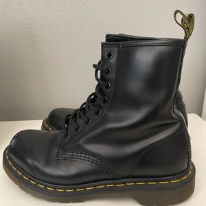 Dr.Martens  Black Lace up Boots
